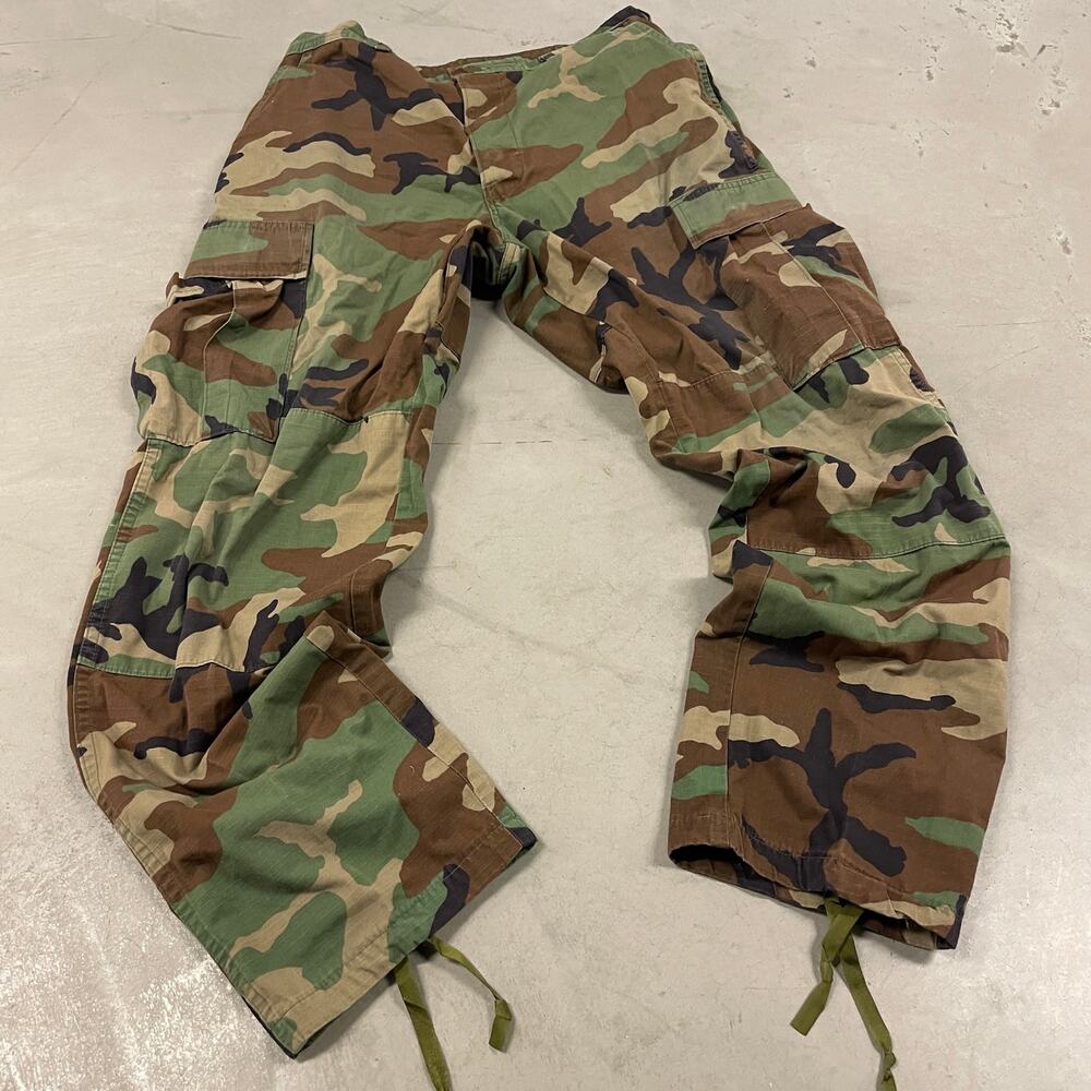vintage Y2K camo military cargo pants 34x32